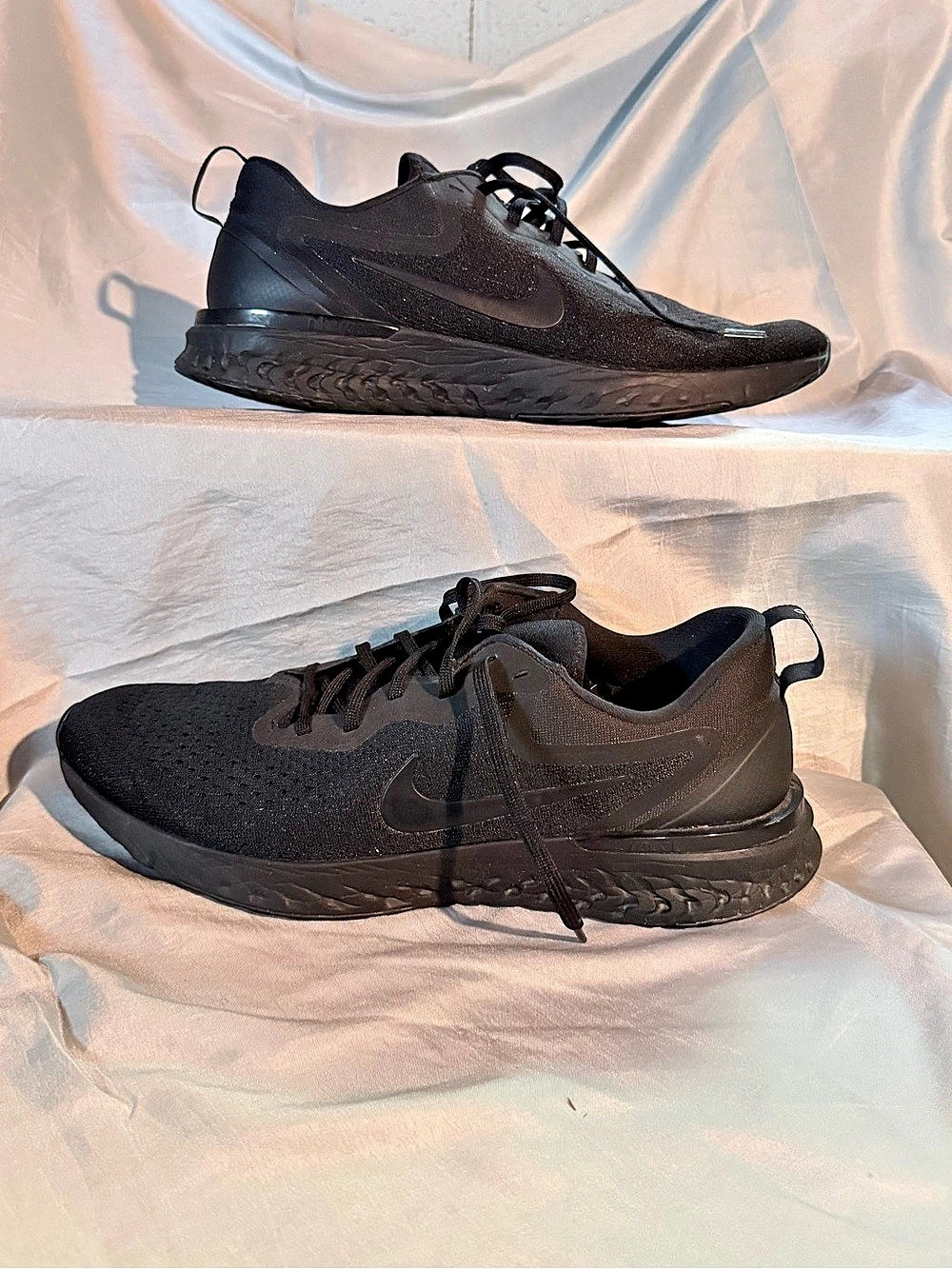 Nike Odyssey React Men's Athletic Shoes US 13 Black